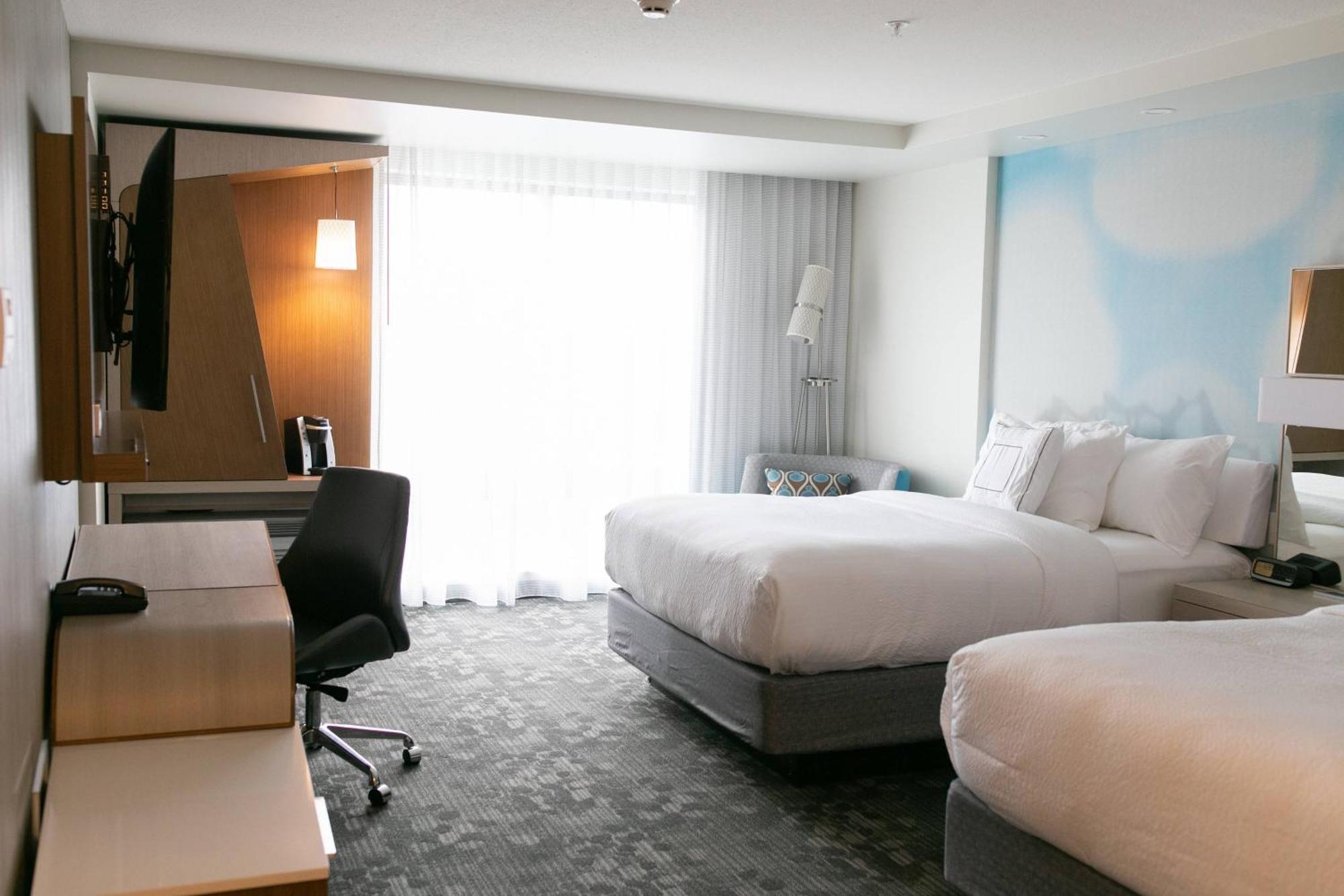 Courtyard Elkhart Hotel Luaran gambar